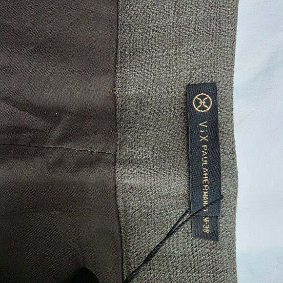 Green Linen Shorts by Vix - Picture 2 of 3